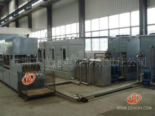 2018年為湖南某公司設(shè)計(jì)生產(chǎn)挖掘機(jī)履帶鏈軌節(jié)淬火、回火、退火成套設(shè)備